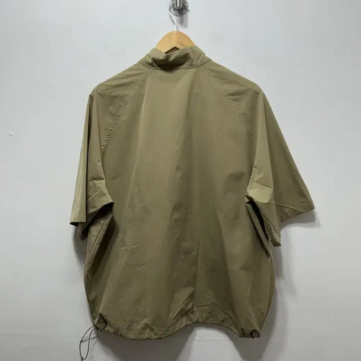 [BUNJANG] Kato AAA Half Sleeve Pullover Shirt Khaki Anorak / 카토/AAA 하프 슬리브 풀오버 셔츠 카키 아노락 F