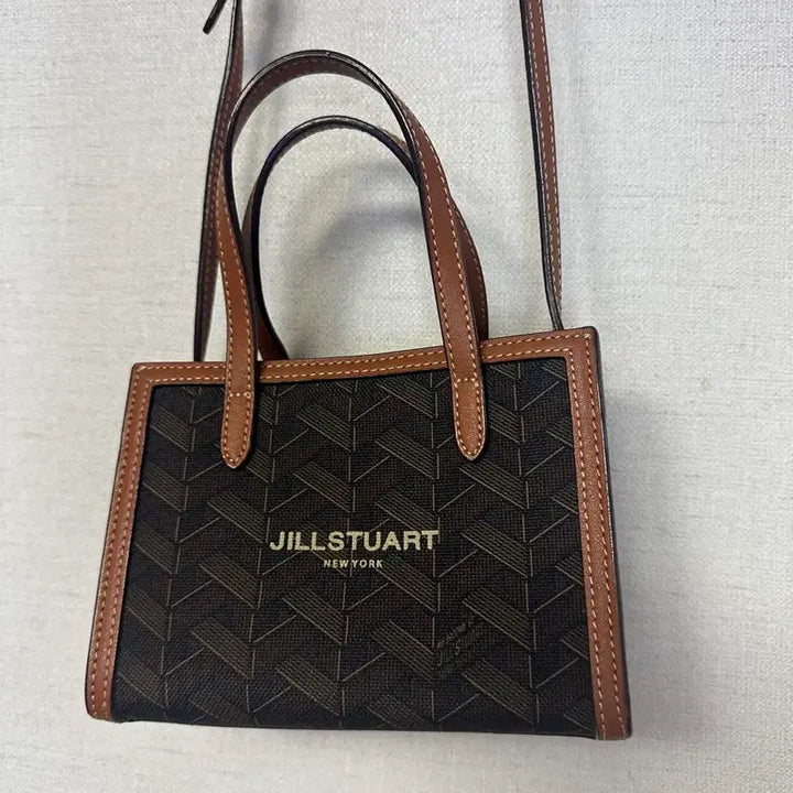 [BUNJANG] JILLSTUART Brown Pattern Mini Crossbody Bag / 질스튜어트 브라운 패턴 미니 크로스백