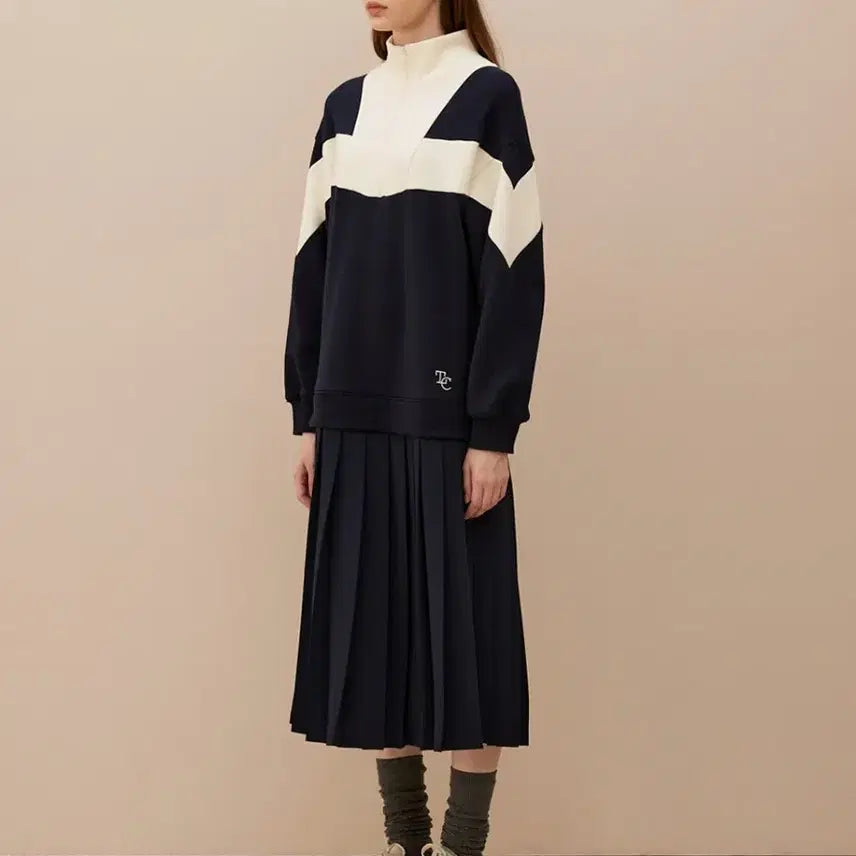 [BUNJANG] Collabatory Fleece Pleats Turtleneck Dress Navy / 콜라보토리 기모 플리츠 목 폴라 하이넥 드레스 롱 원피스 네이비