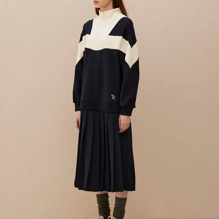 [BUNJANG] Collabatory Fleece Pleats Turtleneck Dress Navy / 콜라보토리 기모 플리츠 목 폴라 하이넥 드레스 롱 원피스 네이비