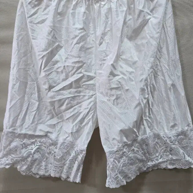 [BUNJANG] White Lace Slacks 95 / 속바지95