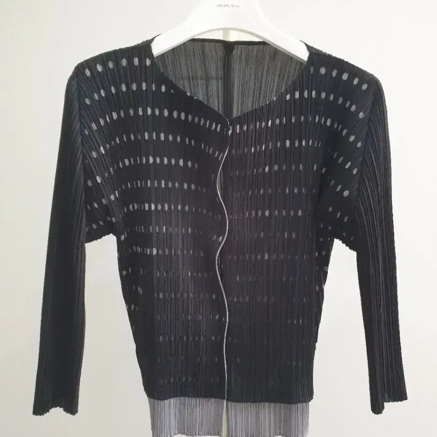 [BUNJANG] Issey Miyake Pleats Please Cardigan Black / 이세이미야케 플리츠플리즈 가디건