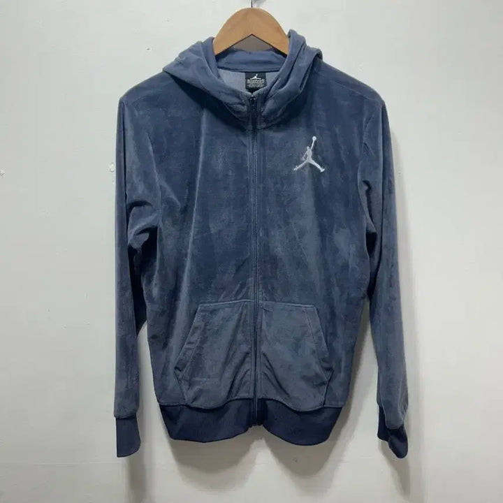 [BUNJANG] Jordan Velvet Hooded Zip-Up Navy XL / 조던 벨벳 후드집업 네이비 XL 벨벳 여성