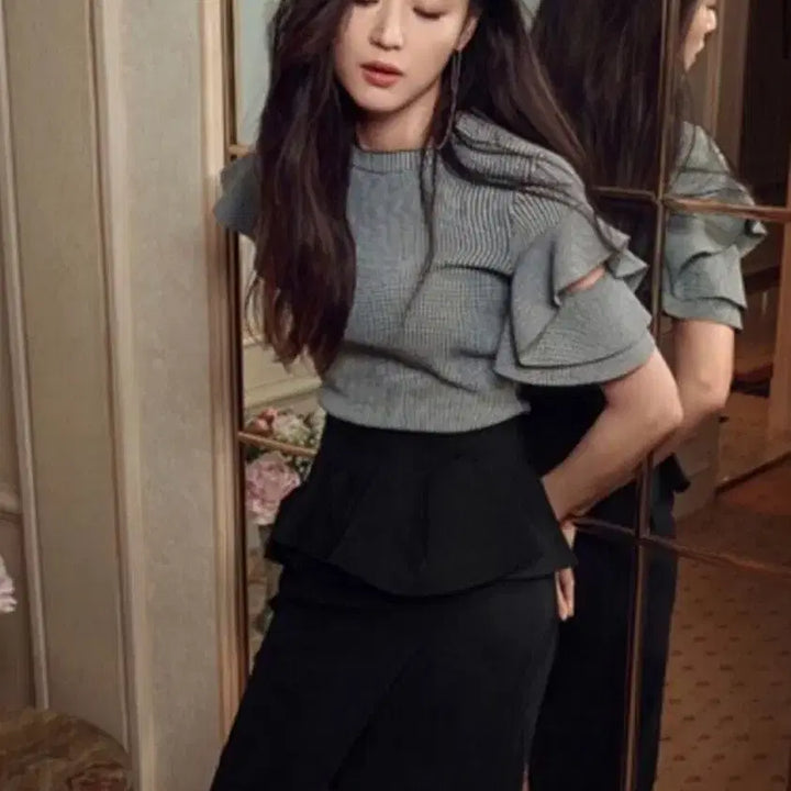 [BUNJANG] MICHAA Ruffle Sleeve Knit Blouse Black Size 55 / 미샤 러플소매 니트블라우스 55사이즈