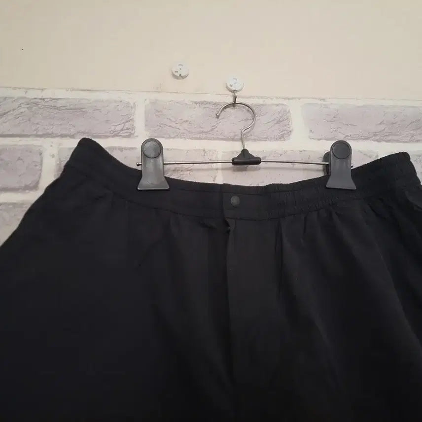 [BUNJANG] Carhartt Black Nylon Shorts XL / 커버낫 블랙 반바지XL/알뜰한여우
