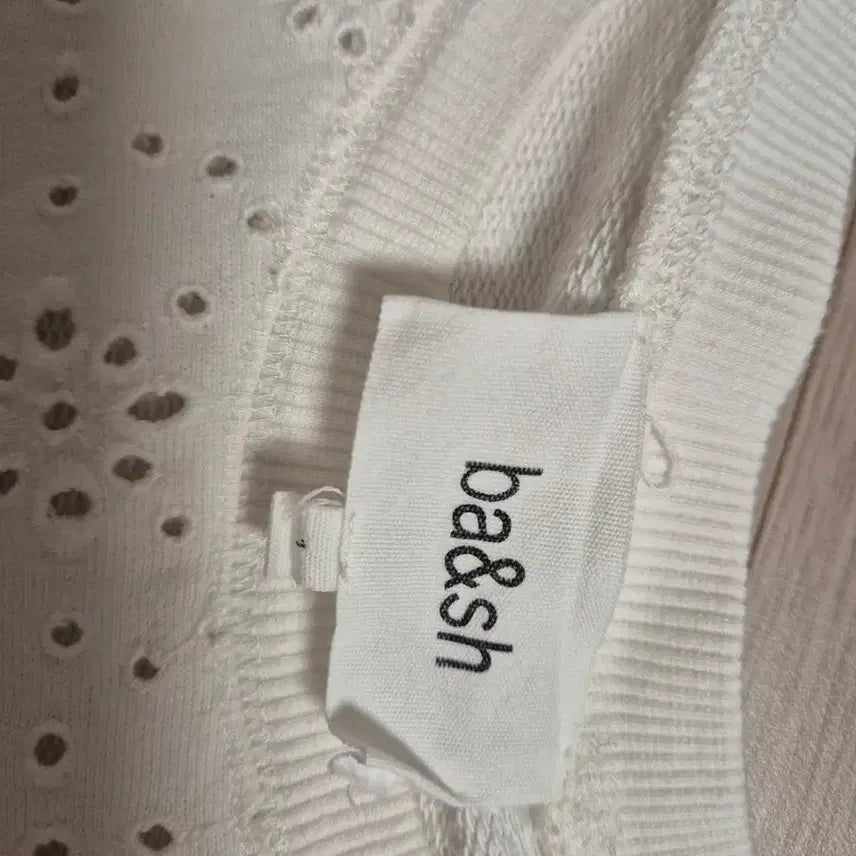 [BUNJANG] Ba&amp;Sh White Blouse T-Shirt S / 바앤쉬 Ba&amp;Sh 화이트 블라우스 티셔츠 (25년 가을 구매)(S)