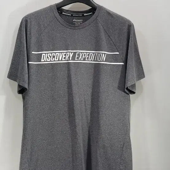 [BUNJANG] Discovery Expedition Grey T-Shirt / 디스커버리 익스페디션 회색 반팔 티셔츠