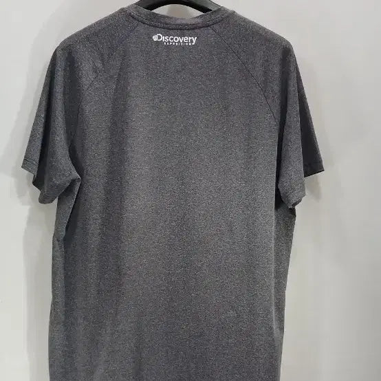 [BUNJANG] Discovery Expedition Grey T-Shirt / 디스커버리 익스페디션 회색 반팔 티셔츠