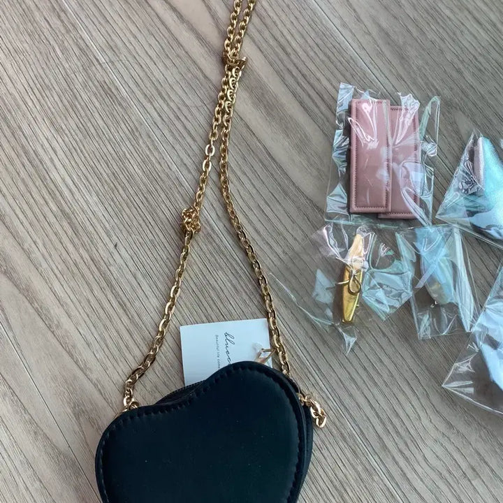 [BUNJANG] Bleuet Noir Heart Mini Chain Bag / 블루에따르 블랙 하트 미니 체인백