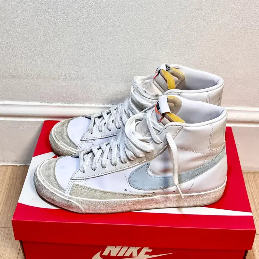 [BUNJANG] Nike Blazer Mid 77 White Blue (270) / (270) 나이키 블레이저 미드 77 화이트