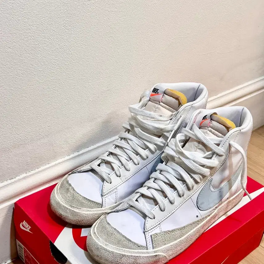 [BUNJANG] Nike Blazer Mid 77 White Blue (270) / (270) 나이키 블레이저 미드 77 화이트