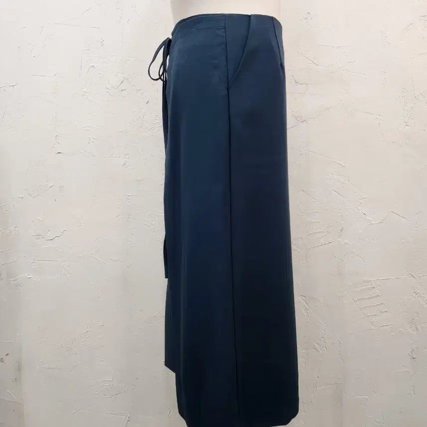 [BUNJANG] Navy H-Line Midi Skirt / 네이비 H라인 미디 스커트