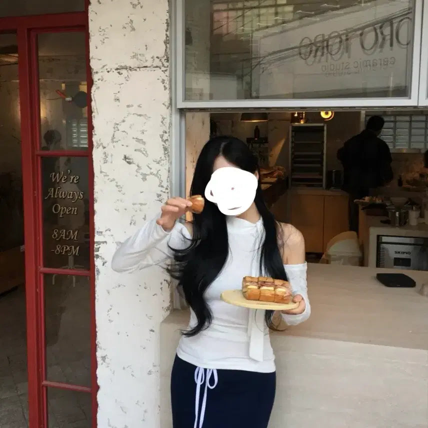 [BUNJANG] Muffler Shoulder Slit Long Sleeve T-Shirt - Ivory / 머플러 어깨트임 긴팔 티 아이보리