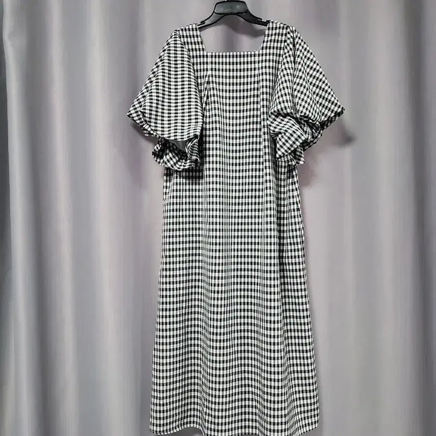 [BUNJANG] Volume Sleeve Checkered Long Dress / 볼륨소매 체크 롱원피스