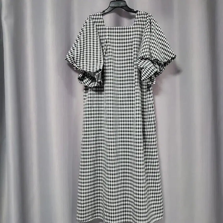 [BUNJANG] Volume Sleeve Checkered Long Dress / 볼륨소매 체크 롱원피스