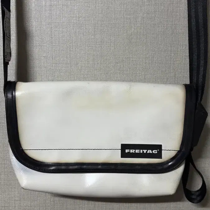 [BUNJANG] Freitag Hawaii Five-O Crossbody Bag / Freitag hawaii five o
