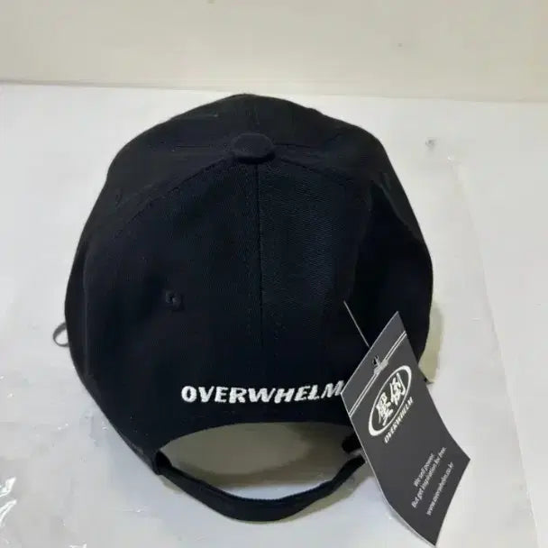 [BUNJANG] OVERWHELM Black Ball Cap Hat / OVERWHELM 검정색 볼캡 모자 새상품