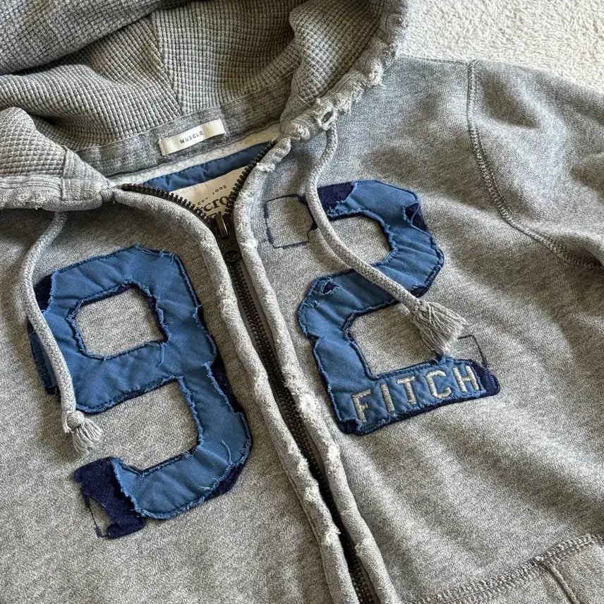 [BUNJANG] Abercrombie &amp; Fitch 92 Big Patch Grey Oversized Full-Zip Hoodie / 아베크롬비 92 빅패치 그레이 오버핏 후드집업