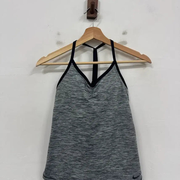 [BUNJANG] Nike Dri-FIT Yoga Tank Top / (80)나이키 드라이핏 요가나시