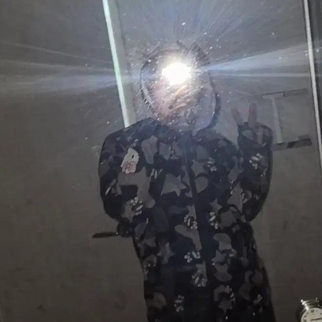 [BUNJANG] Hello Kitty Camouflage Hooded Zip-Up Jumper / 헬로키티 카모플라쥬 후드 집업 점퍼