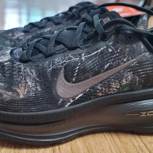 [BUNJANG] Nike Vomero 18 Realtree Camo Black Dark Smoke Grey (280) / 280) 나이키 보메로 18 리얼트리 카모 블랙 다크 스모크 그레이