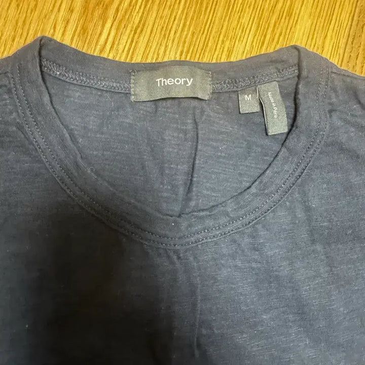 [BUNJANG] Theory Essential Navy Short-Sleeve T-Shirt (M) / 띠어리 네이비 에센셜 반팔티 M