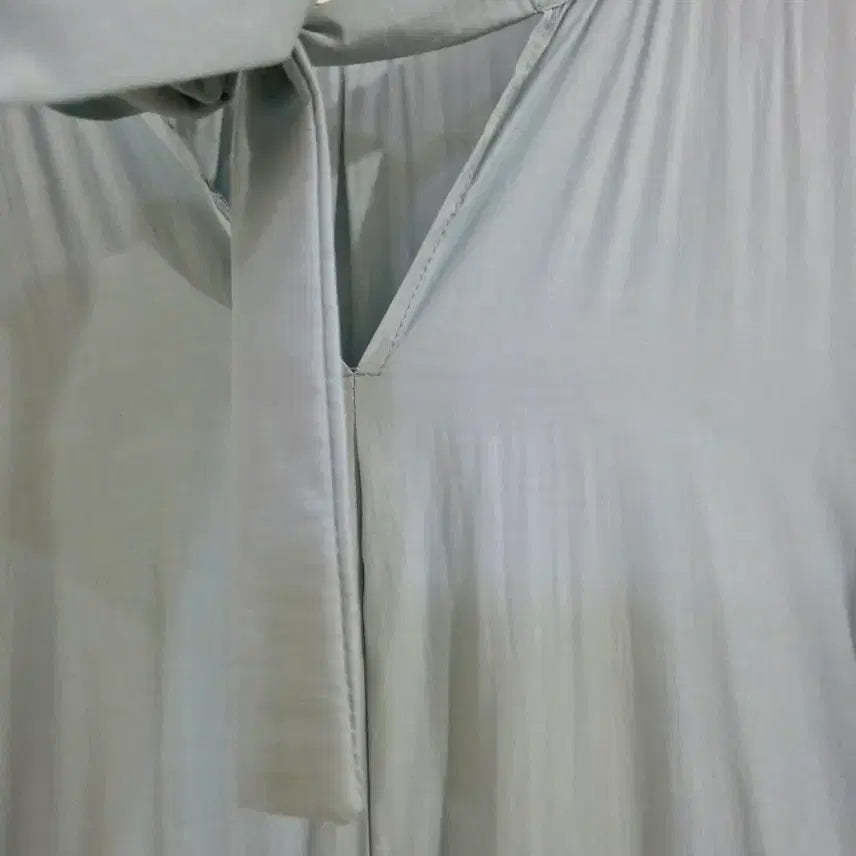[BUNJANG] Elegant Silk-Like Long Dress / 봄. 여름 디자인이쁜 고급스러운 실크같은 롱원피스. 가슴단면53