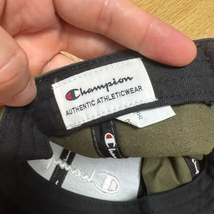 [BUNJANG] Champion Khaki Cotton Baseball Cap OS / 챔피온 카키색 볼캡 프리사이즈