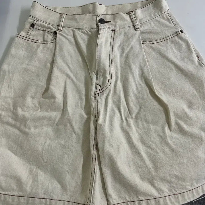 [BUNJANG] Unaffected Shorts Ivory 28-29 / 언어펙티드 쇼츠 반바지 아이보리 28~29