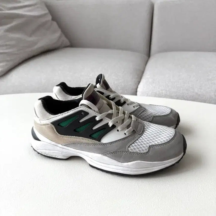 [BUNJANG] Adidas Vintage Sneakers Size 245 / [아디다스 빈티지] 정품 운동화 245