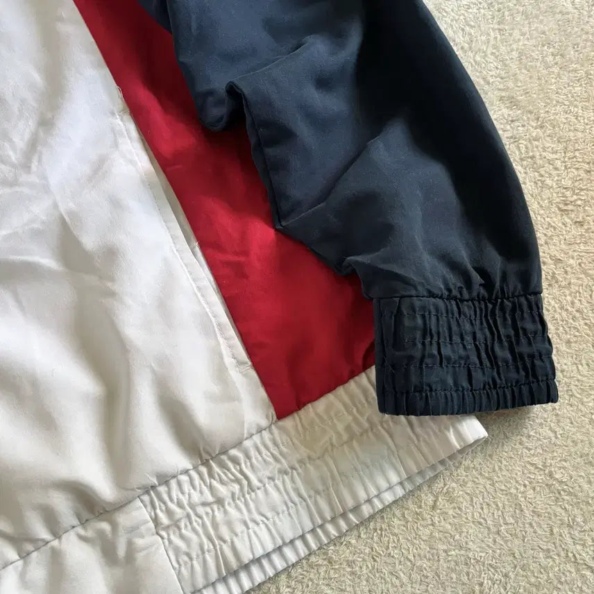 [BUNJANG] Reebok White Color Block Windbreaker Jacket / 리복 화이트 배색 윈드브레이커 바람막이
