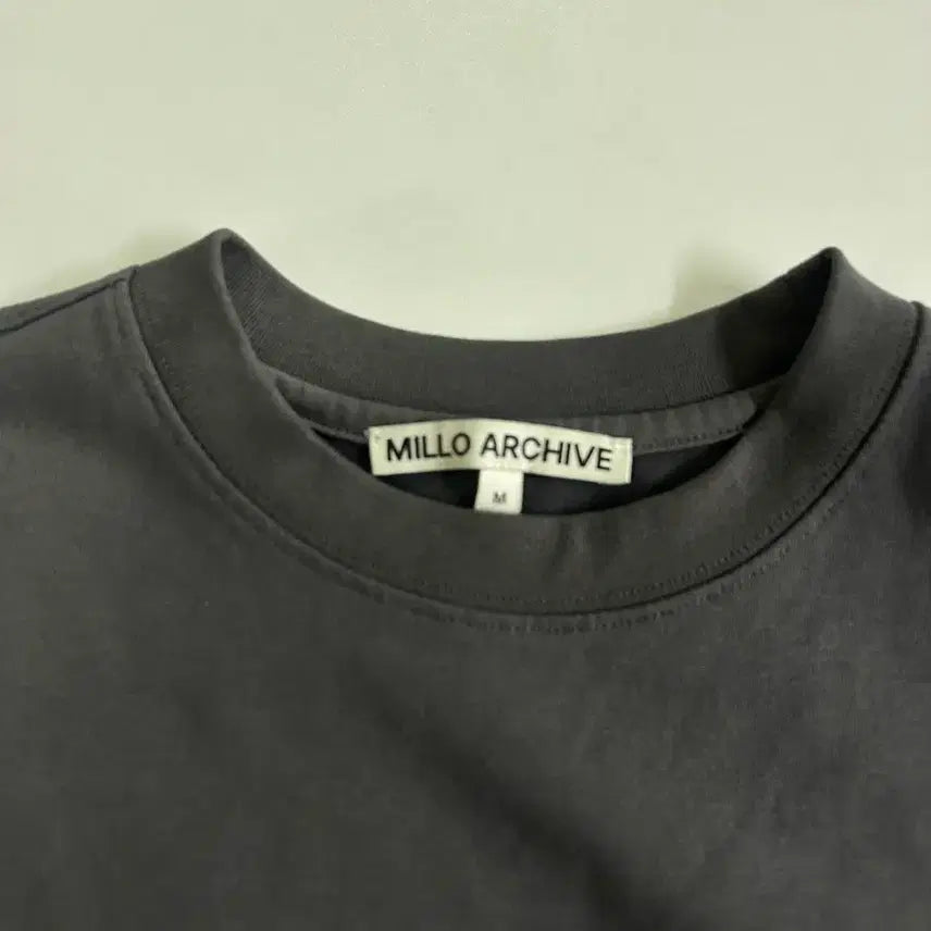 [BUNJANG] Milo Archive Layered Short-Sleeve T-Shirt Charcoal Blue M / 밀로아카이브 레이어드 반팔 티셔츠 차콜 블루 M