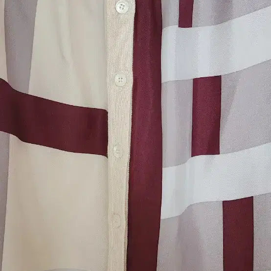 [BUNJANG] DAKS Silk &amp; Wool 100% Check Pattern Cardigan / DAKS 실크 &amp;모 100%가디건