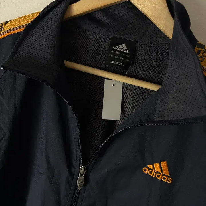 [BUNJANG] Adidas Old School Track Top Windbreaker Jacket / 아디다스 올드스쿨 트랙탑 바람막이