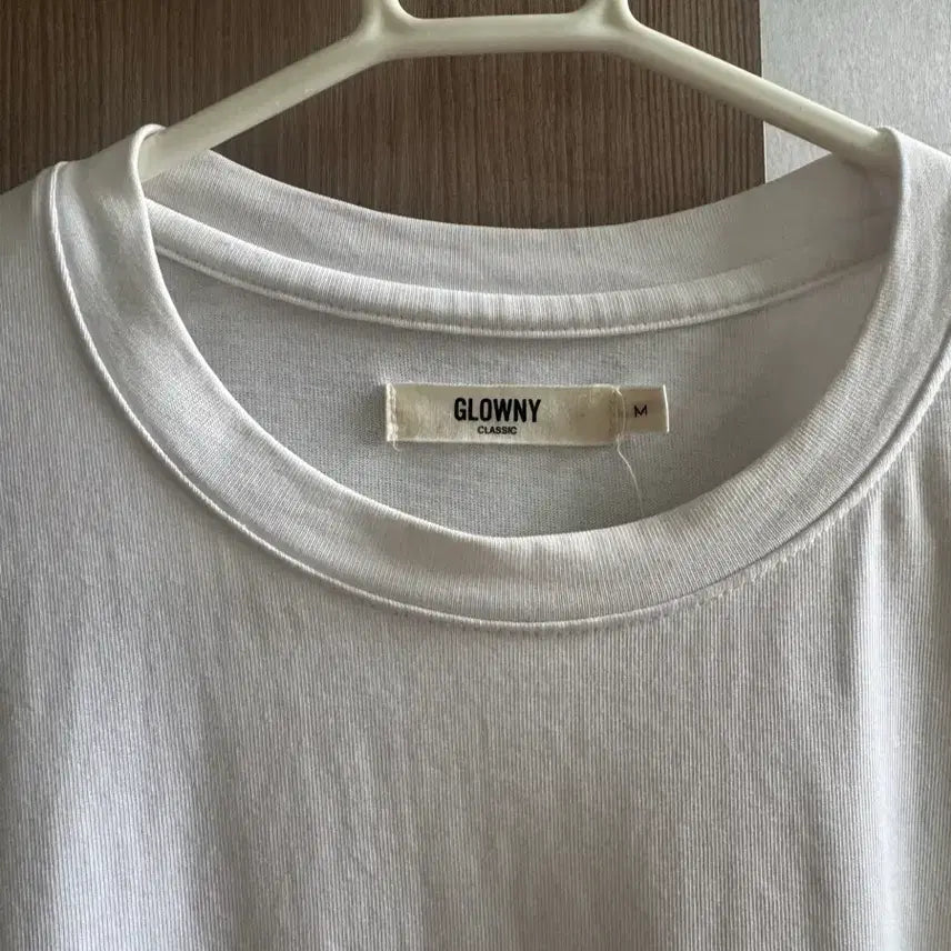 [BUNJANG] Glowny White T-Shirt M / 글로니 화이트 반팔 티셔츠 M