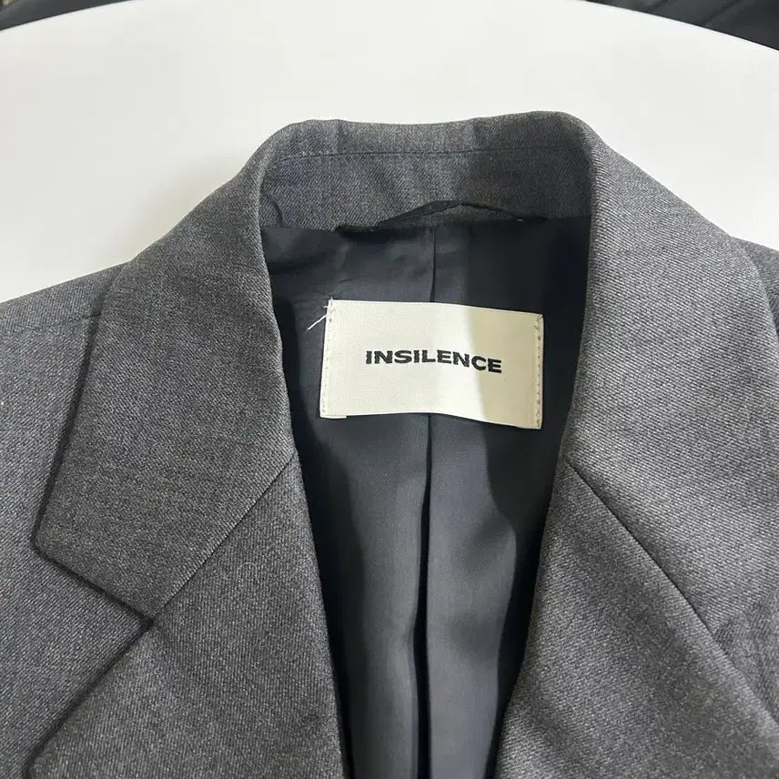[BUNJANG] InSilence Gray Cropped Blazer S / 인사일런스 그레이 크롭 블레이저 s