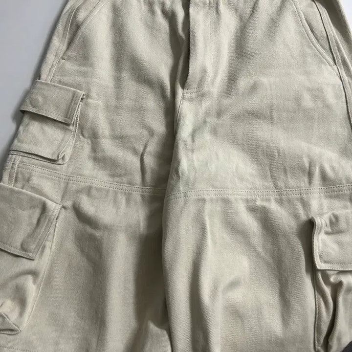 [BUNJANG] Moonseon Bermuda 3-Pocket Shorts Ivory L / 문선 버뮤다 3포켓 쇼츠 반바지 아이보리 L