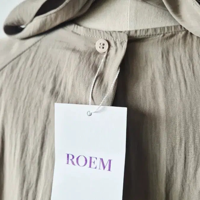 [BUNJANG] ROEM Ribbon Blouse / ROEM 리본 블라우스 새상품