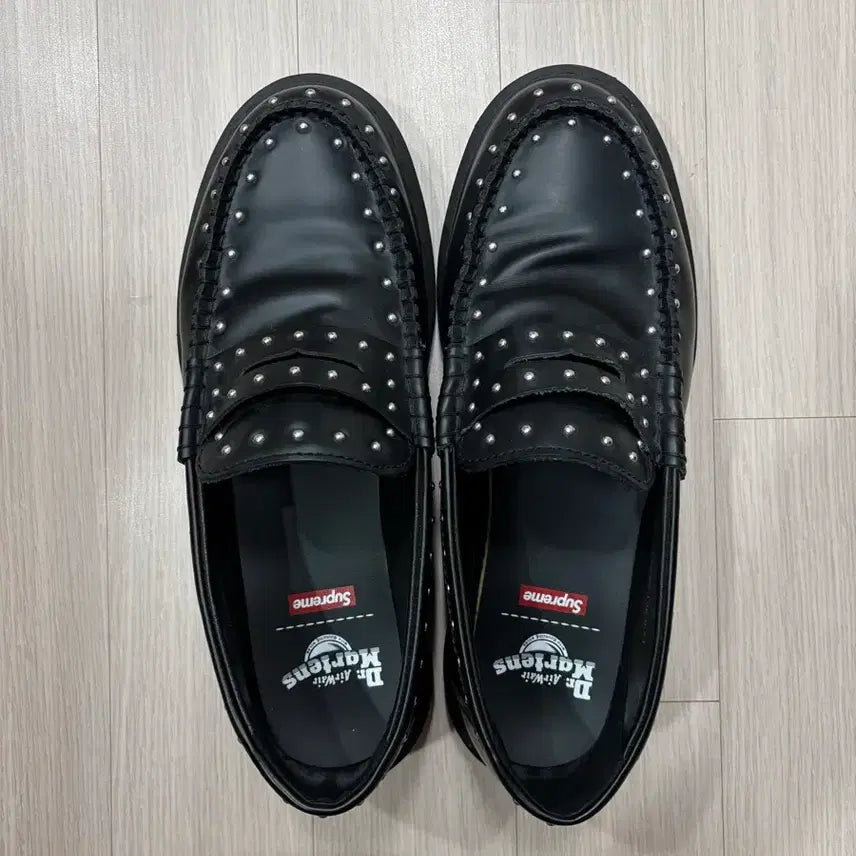 [BUNJANG] Supreme Dr. Martens Studded Loafers / (280) 슈프림 닥터마틴 스터드 로퍼