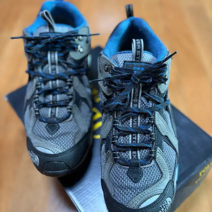 [BUNJANG] The North Face Zeta Trekking Shoes Grey/Blue / 노스페이스 Zeta 회색/블루 트레킹화