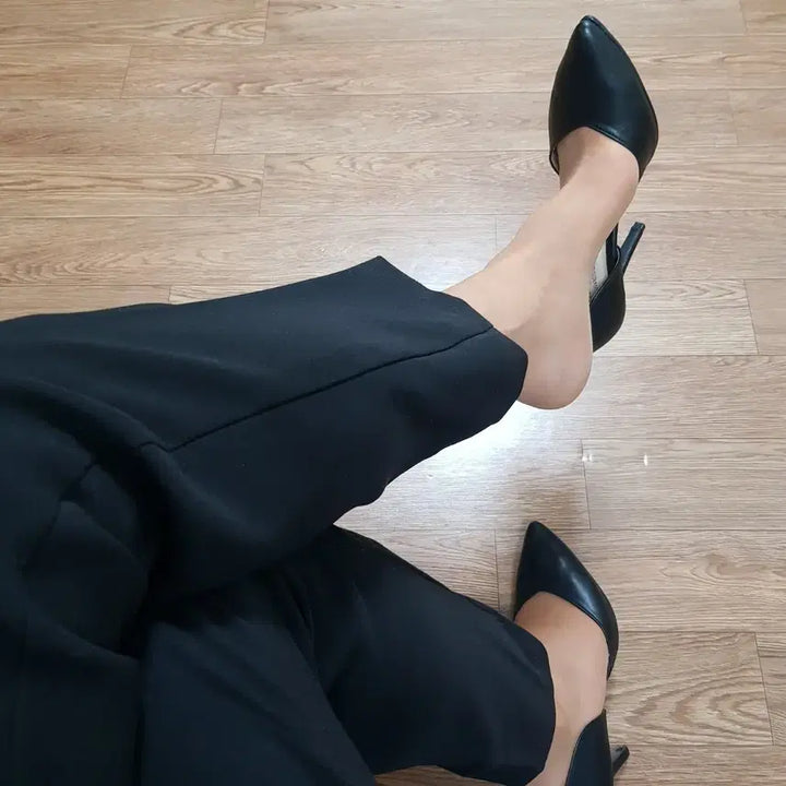 [BUNJANG] Black Side-Open High Heels with Free Stockings / 하이힐250사이즈&amp;스타킹