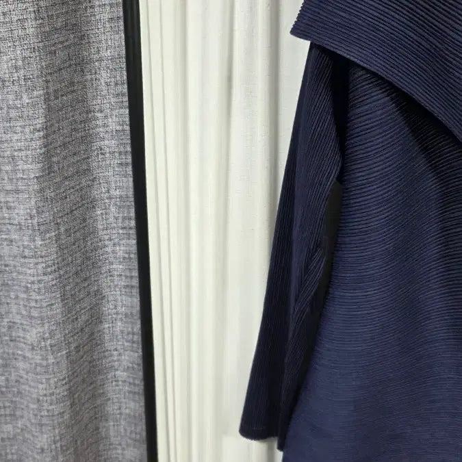 [BUNJANG] Pleated Long Jacket (Free Size) / 플리츠롱자켓(Free)