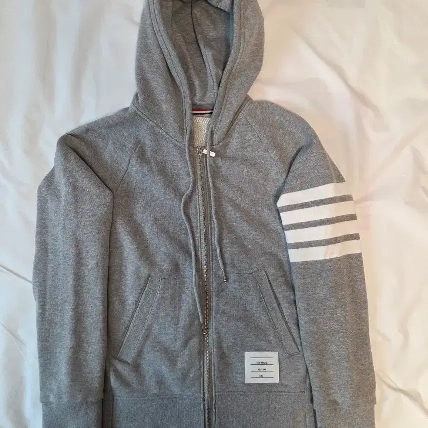 [BUNJANG] Thom Browne 23FW Hooded Zip-Up / [새상품급]톰브라운 후드집업 23fw