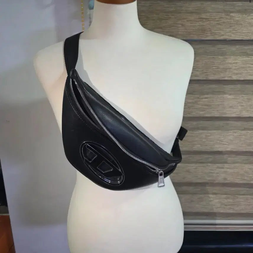 [BUNJANG] Diesel Holy-D Belt Bag / 디젤 홀리-D 벨트백