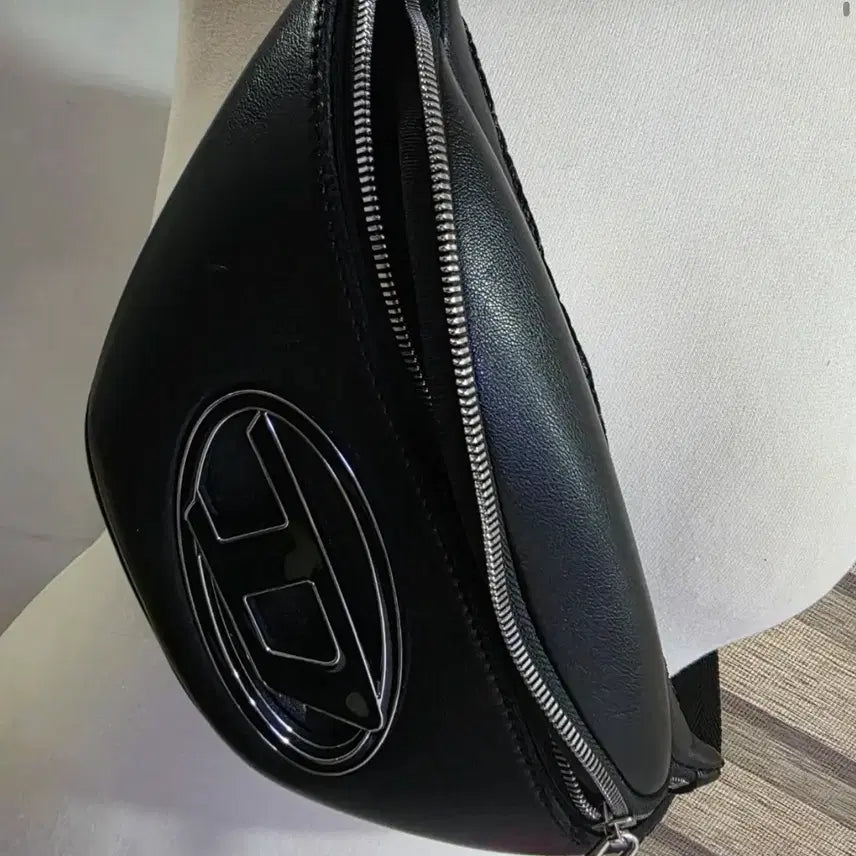 [BUNJANG] Diesel Holy-D Belt Bag / 디젤 홀리-D 벨트백
