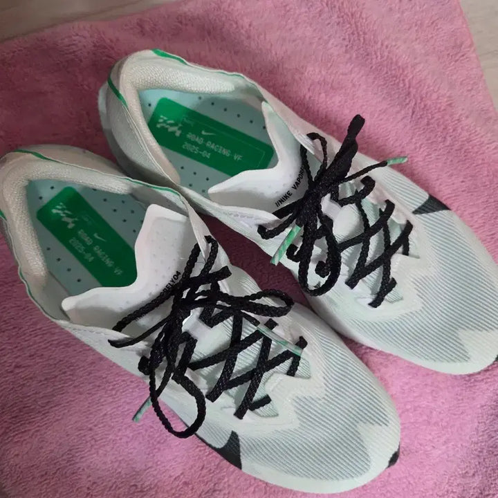 [BUNJANG] Nike Vaporfly 4% Next% Running Shoes / 나이키 베이퍼 플라이 넥스트 4% 245