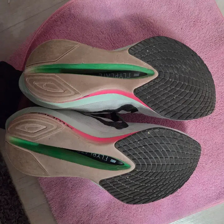 [BUNJANG] Nike Vaporfly 4% Next% Running Shoes / 나이키 베이퍼 플라이 넥스트 4% 245