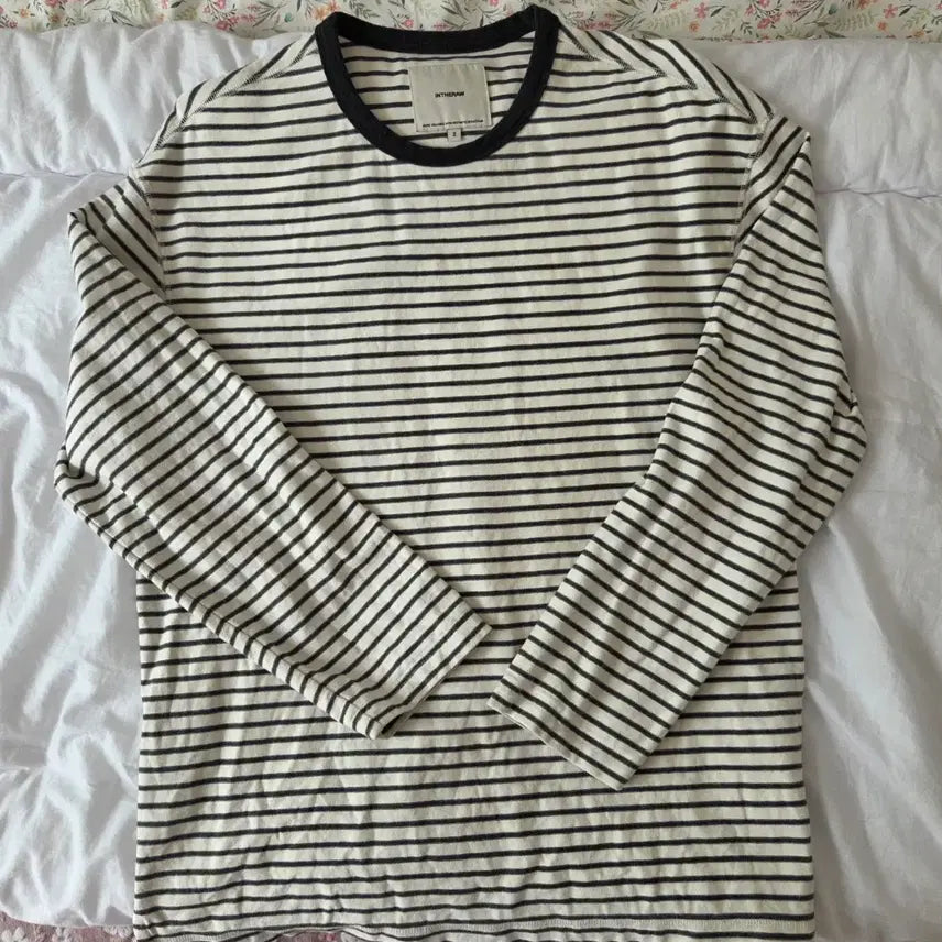 [BUNJANG] The Iow Stripe Border Long Sleeve T-Shirt Size 2 / 인더로우 VINTAGE STRIPE LONG SLEEVES 빈티지 2sz