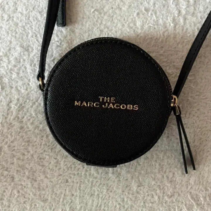 [BUNJANG] Marc Jacobs Black Round Crossbody Bag / 마크 제이콥스 블랙 원형 크로스백 새상품