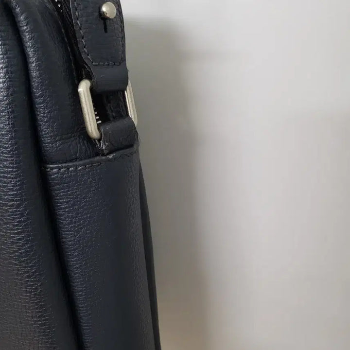 [BUNJANG] Daks Leather Crossbody Bag / 닥스 가죽 크로스백